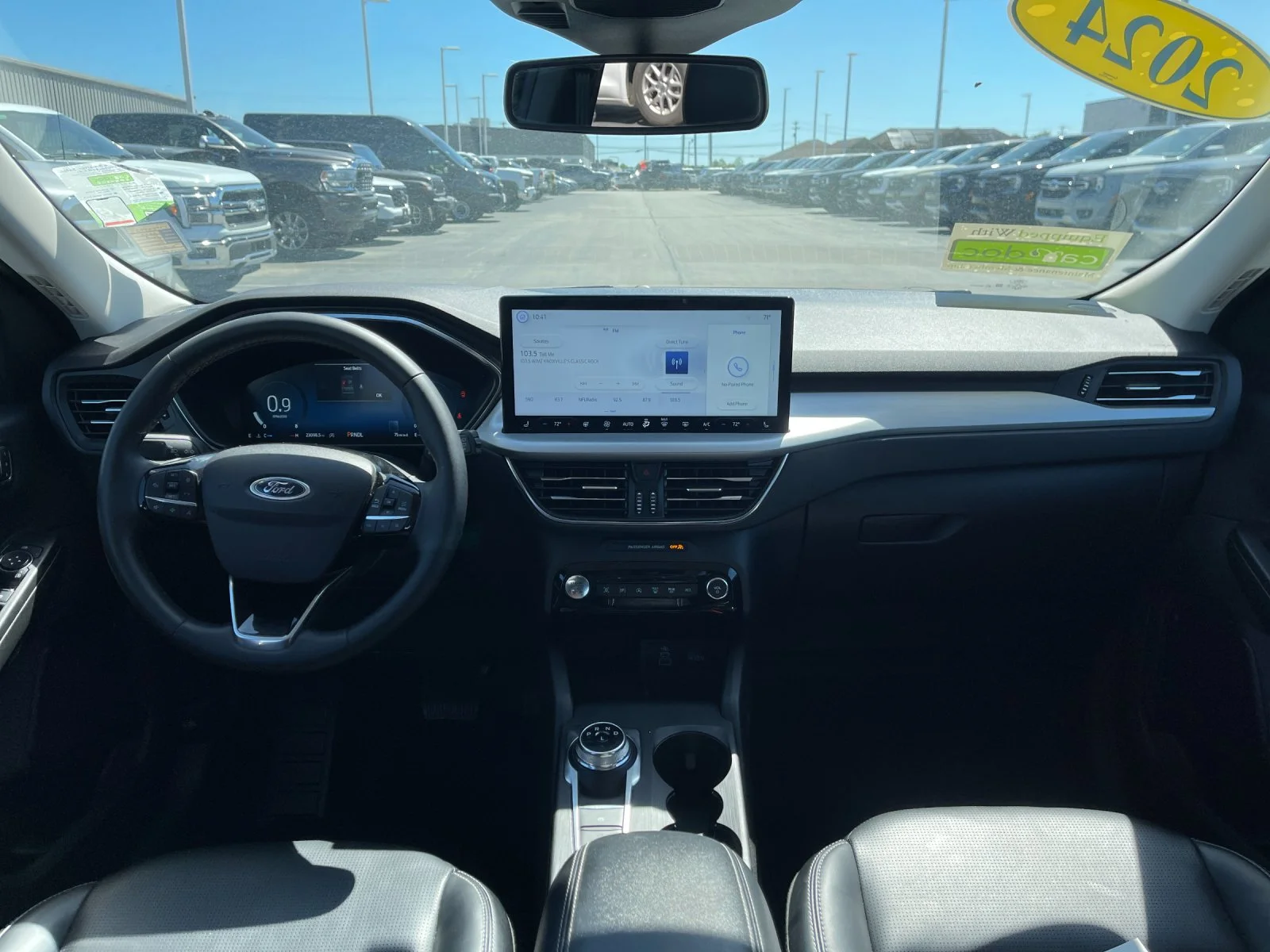 Used 2024  Ford Platinum image 15
