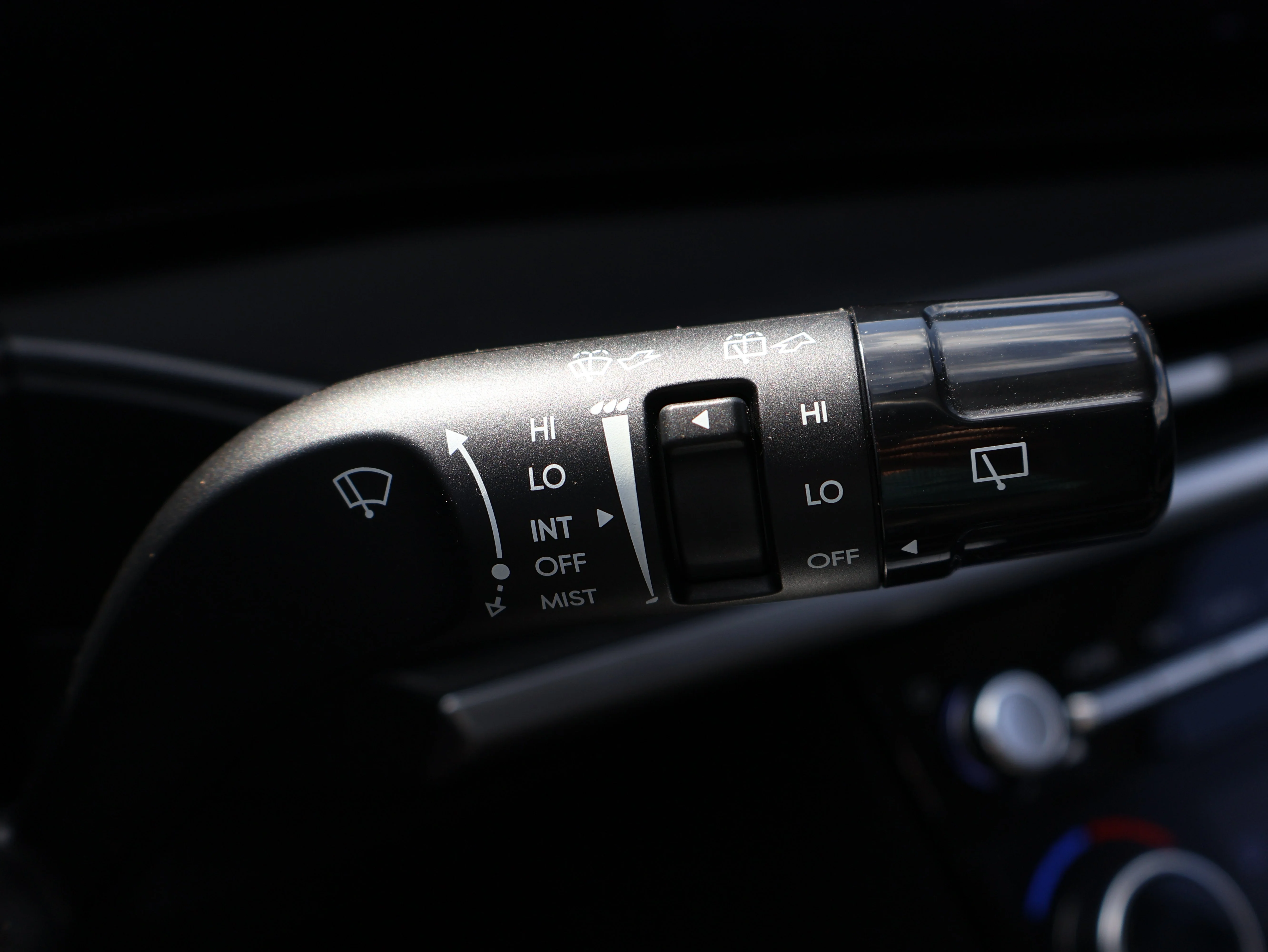 Used 2025 Ecotronic Gray Hyundai SEL image 43