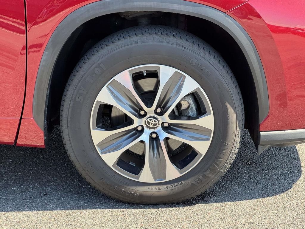 Used 2023 Red Toyota XLE image 12