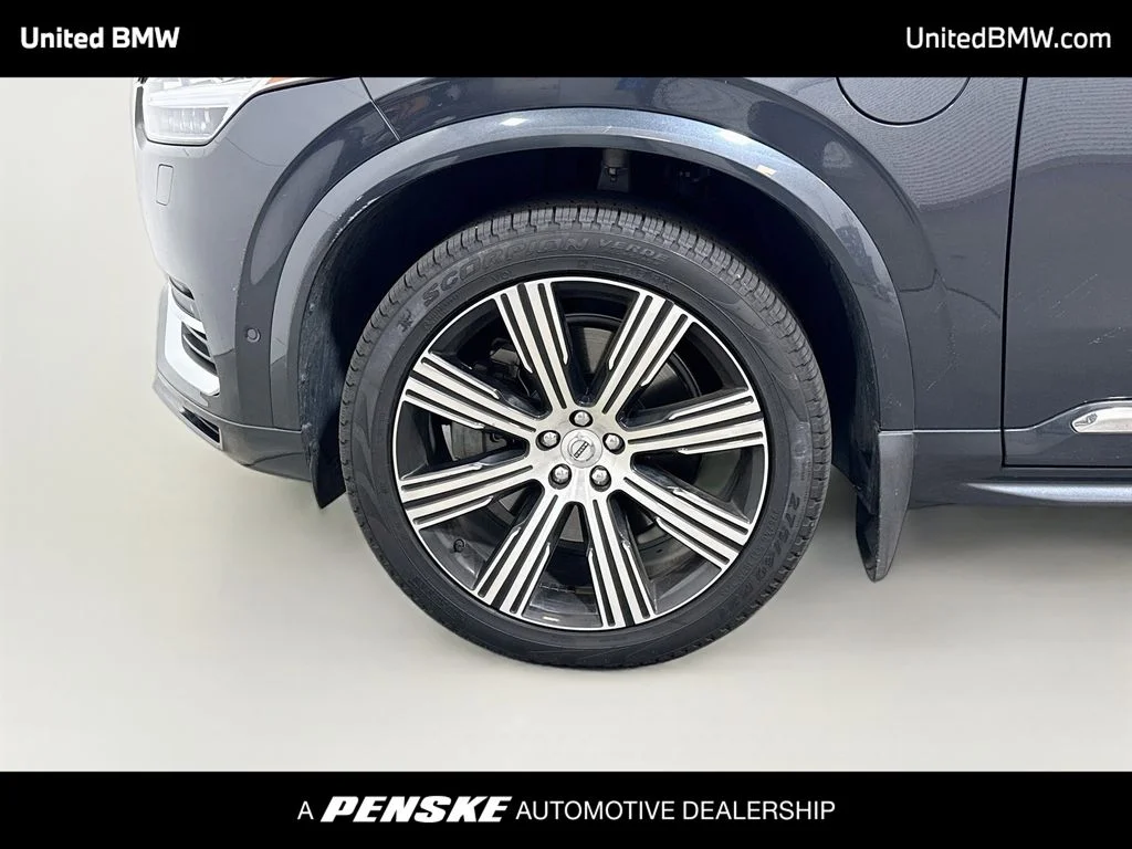 Used 2022 Gray Metallic Volvo T8 Inscription 7 Passenger image 9