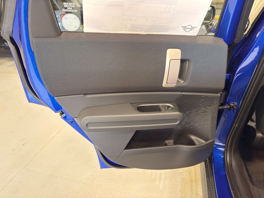 Certified Used 2025 Blazing Blue Metallic MINI  image 19