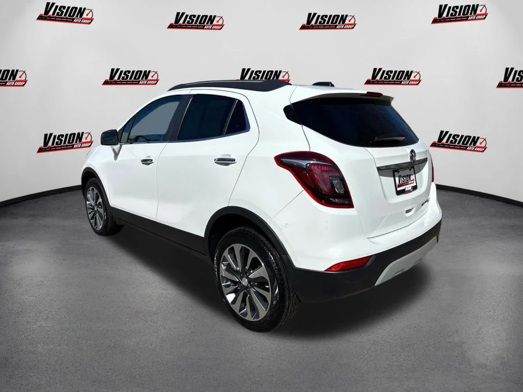 Used 2022 White Buick Preferred image 7