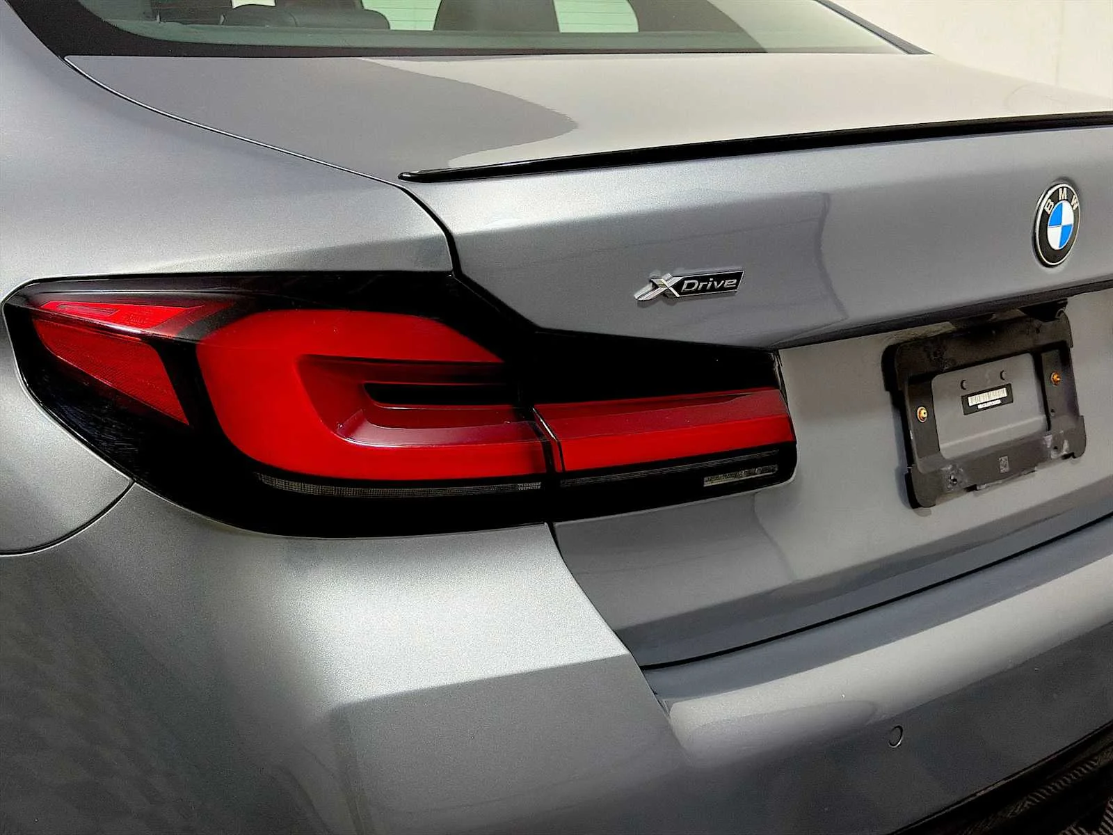 Certified Used 2023 Skyscraper Grey Metallic BMW 530i xDrive image 27