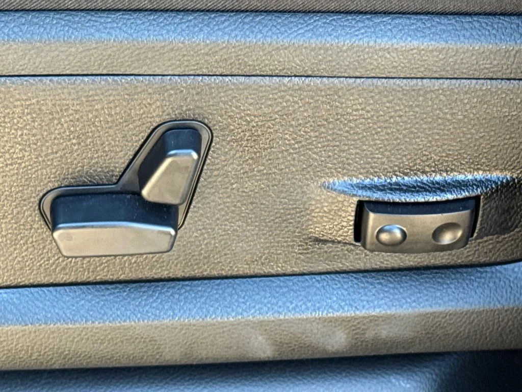 New 2026 Forged Blue Metallic Exterior Paint RAM Laramie image 23