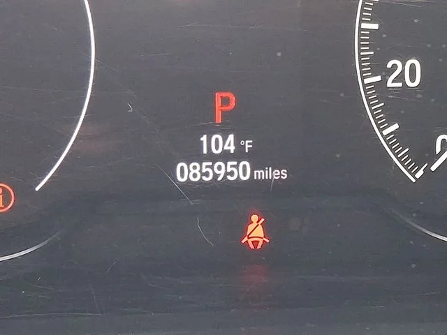 Used 2018 Silver Honda EX-L image 17