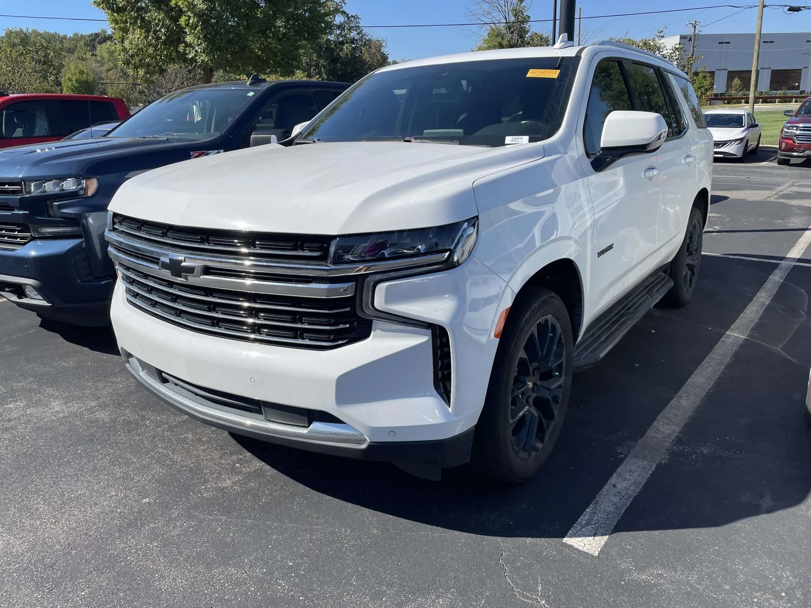 Used 2022 Summit White Chevrolet LT image 3