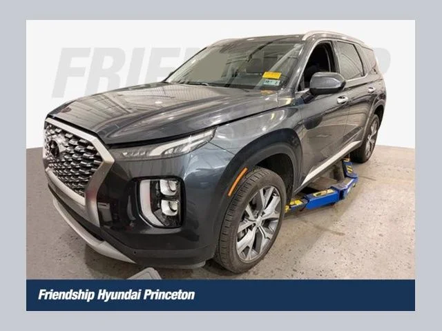 Used 2020 Gray Hyundai SEL image 1