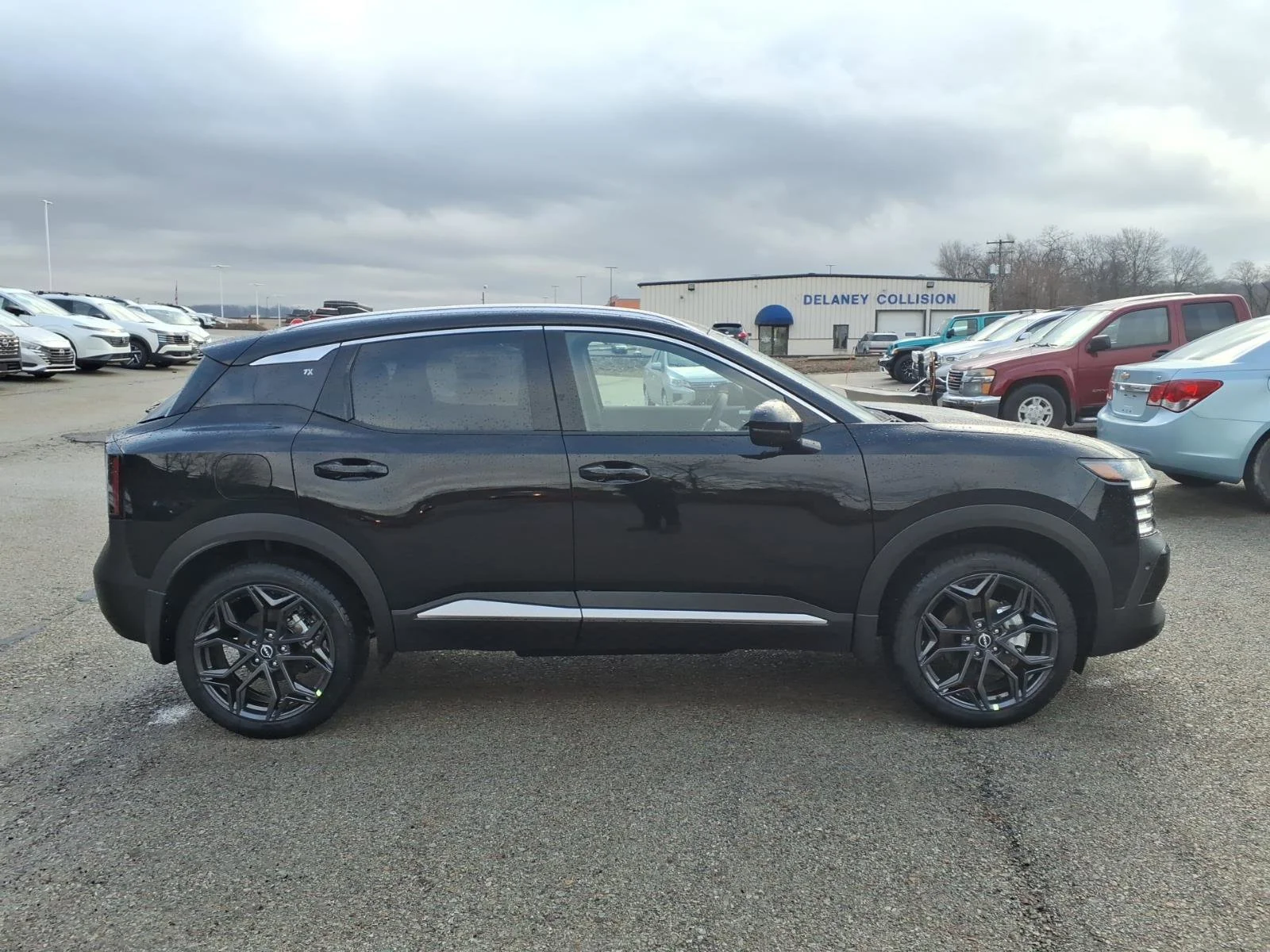 New 2026 Super Black Nissan SR image 2
