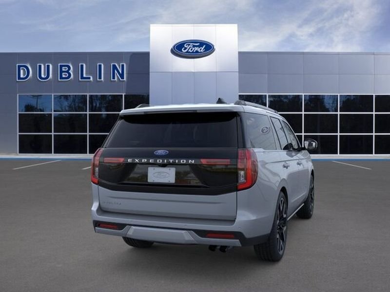New 2026 Glacier Gray Metallic Tri-Coat Ford Platinum® image 10