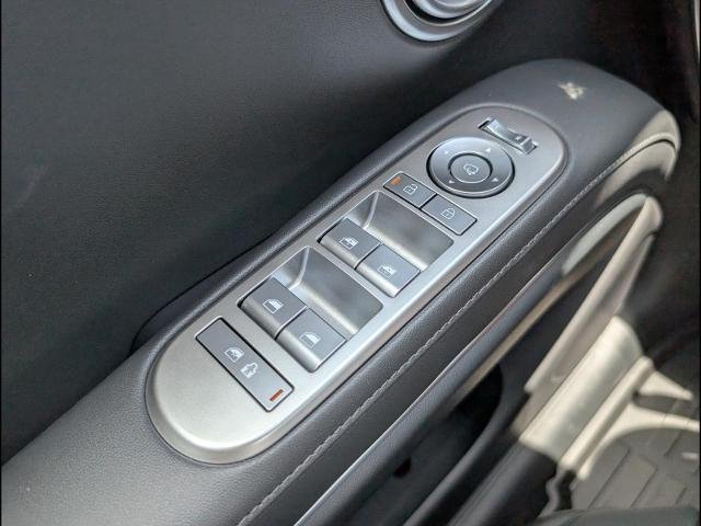 New 2026 Creamy White Hyundai SEL Premium 8P image 19
