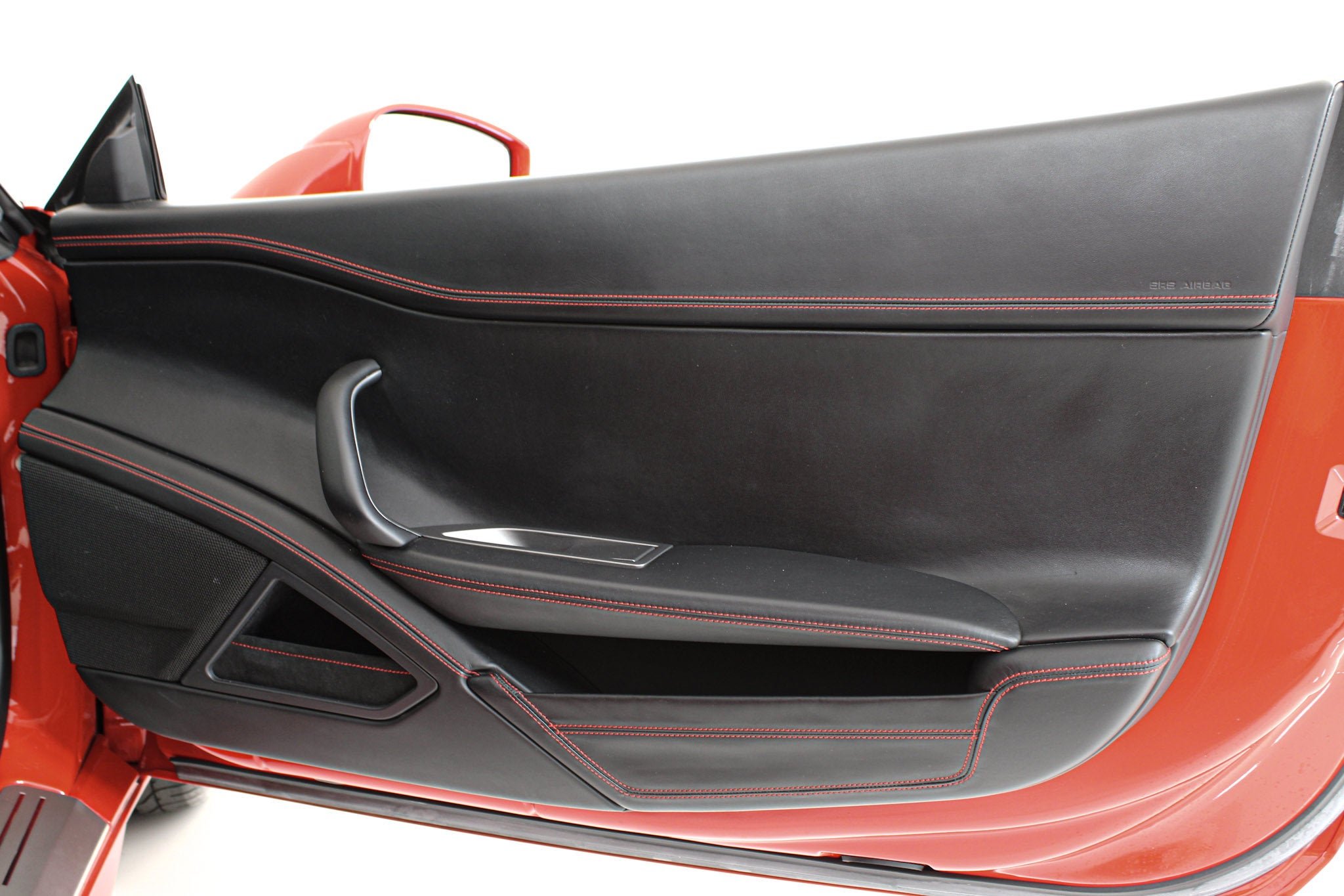 Used 2015 Red Ferrari  image 18