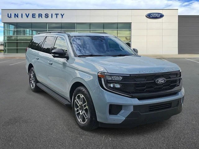 Used 2025 Gray Ford Active image 1