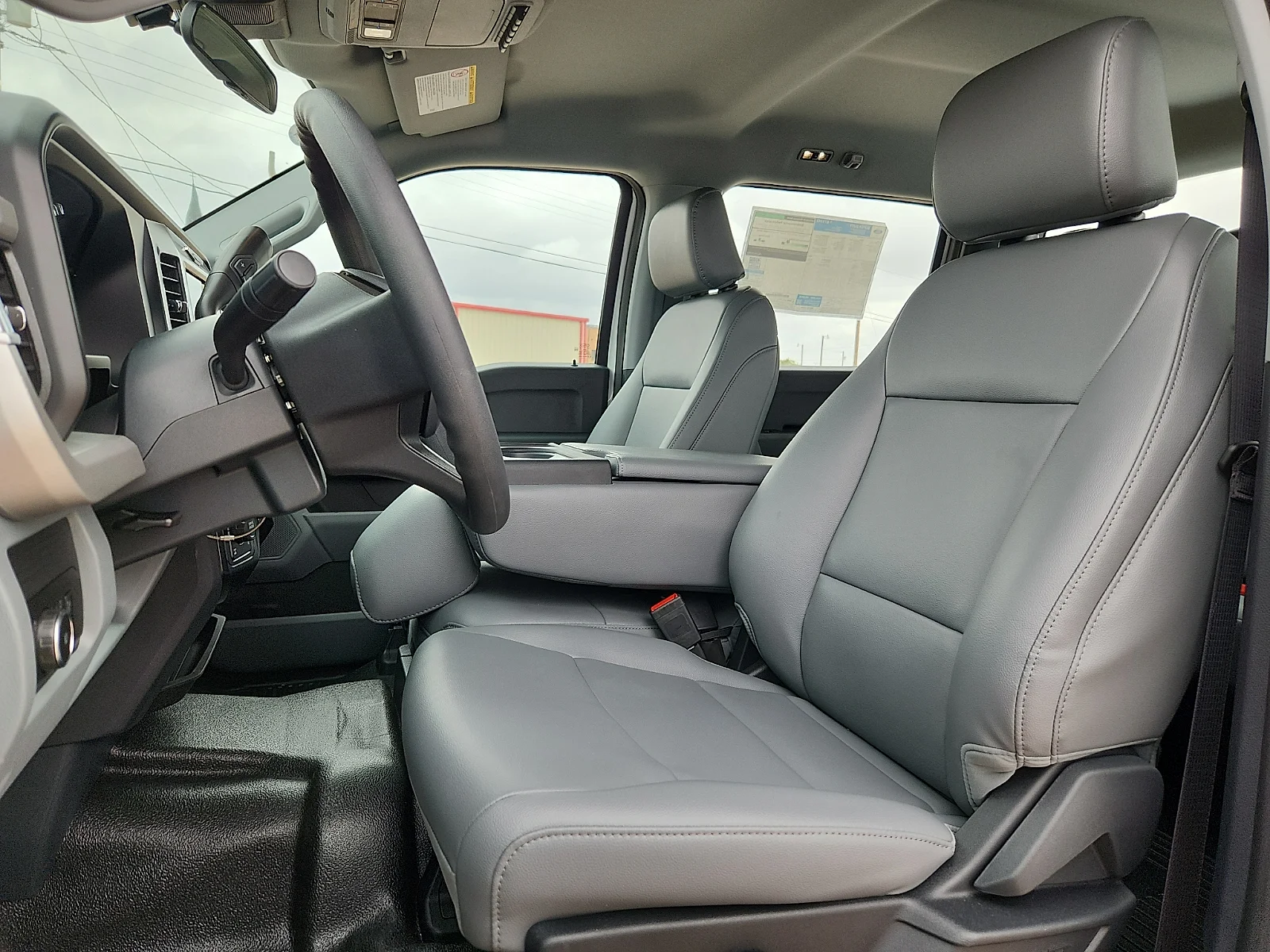 New 2026 Oxford White Ford F-250® XL image 17
