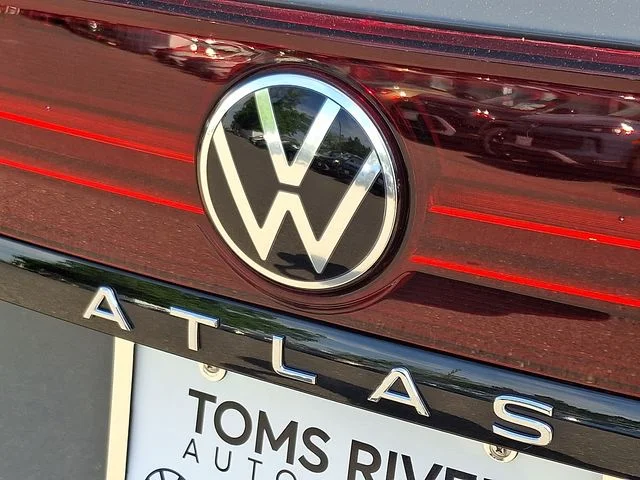 New 2026 Gray Volkswagen 2.0T Peak Edition image 18