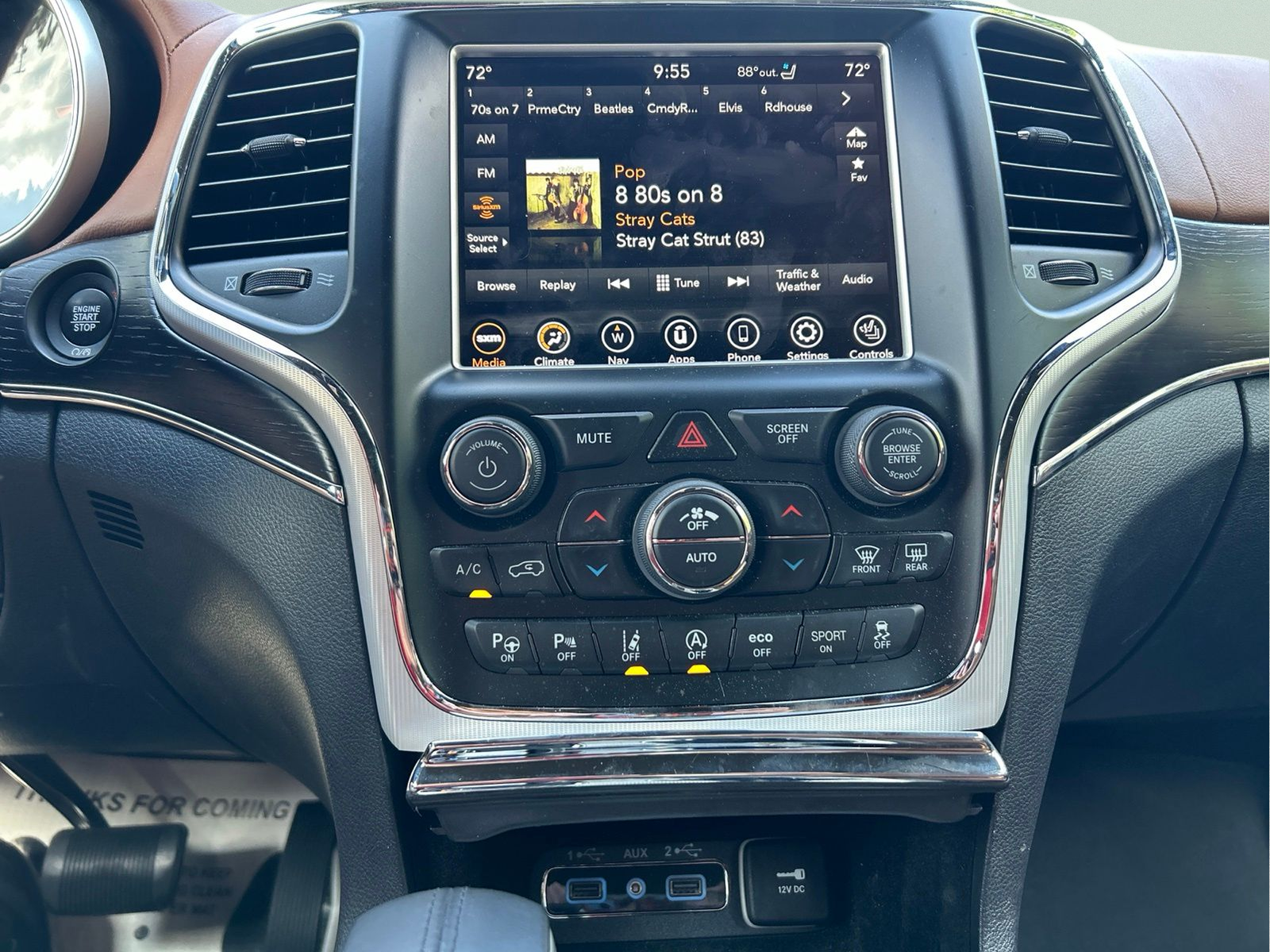 Certified Used 2018 Brown Jeep Summit image 16