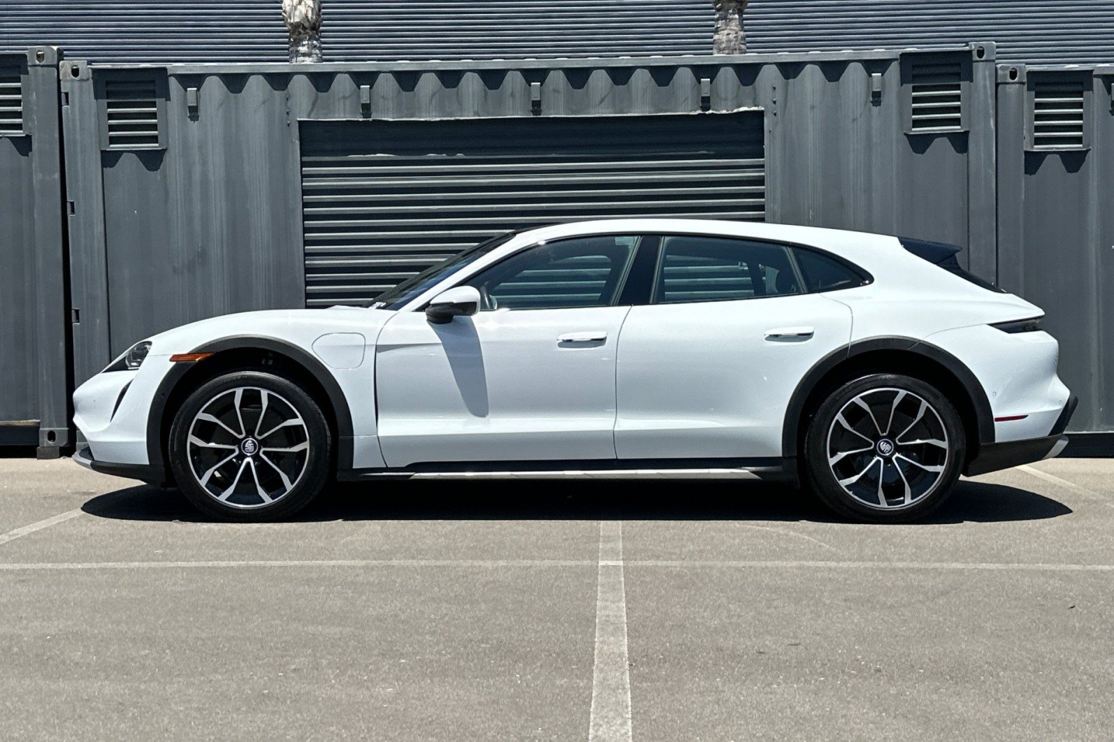 Certified Used 2023 Carrara White Metallic Porsche 4 image 2