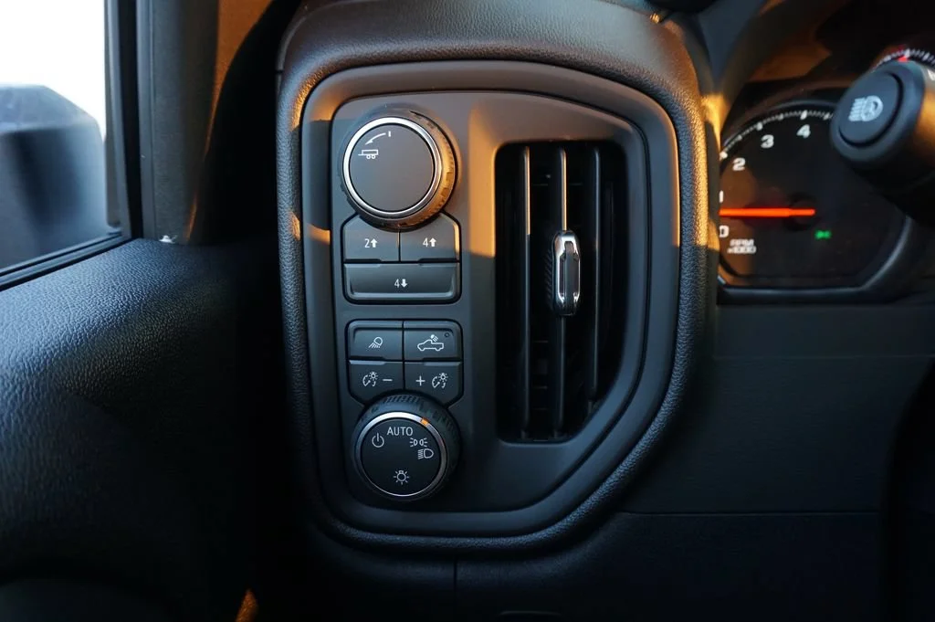 2026 Chevrolet Silverado 2500 HD Custom - Photo 20