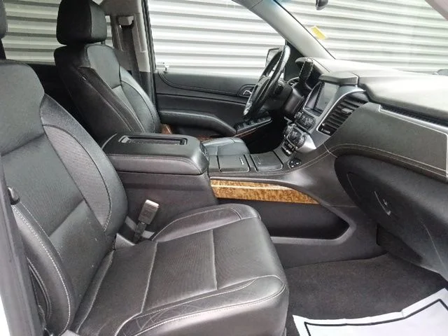 Used 2020 White Chevrolet Premier image 38