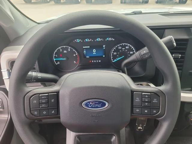 New 2026 Oxford White Ford XL image 28
