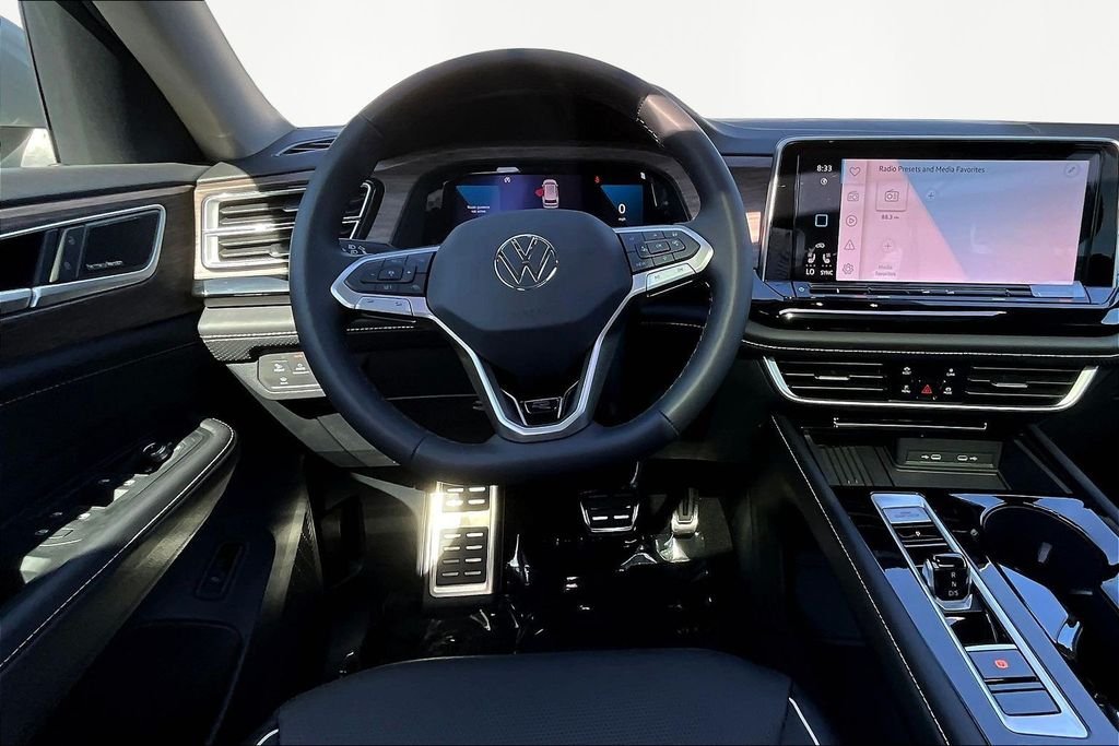 2026 Volkswagen Atlas SEL Premium R-Line - Photo 8