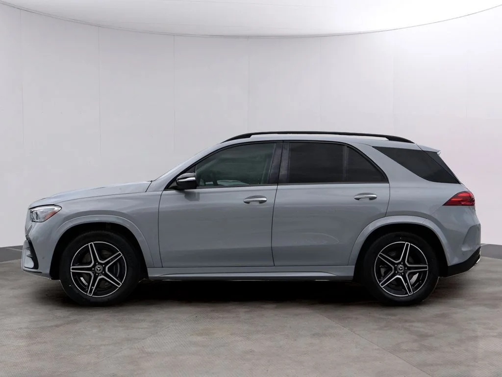 New 2026 MANUFAKTUR Alpine Gray Mercedes-Benz GLE 450 image 4