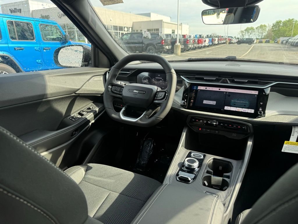 2026 Jeep Cherokee Laredo - Photo 48