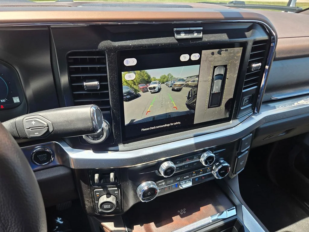 New 2026 Star White Metallic Tri-Coat Ford F-350® King Ranch® image 8