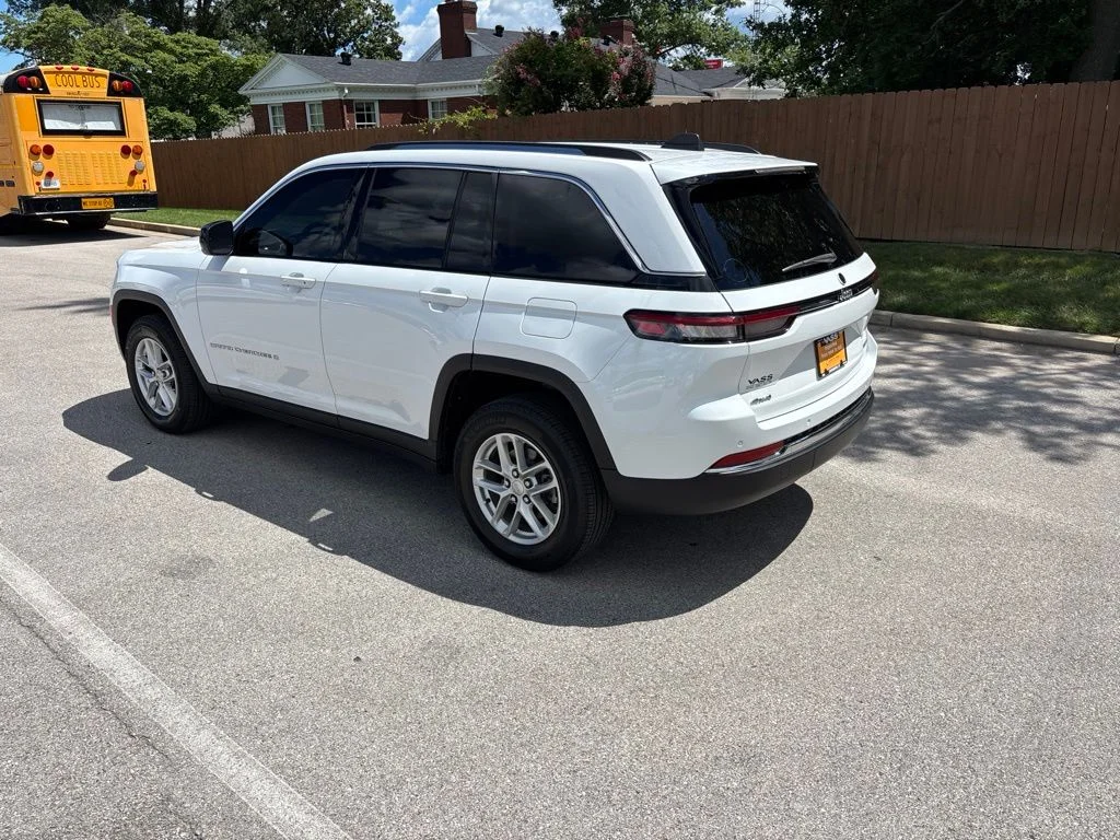 Used 2023 Bright White Clearcoat Jeep Laredo image 3
