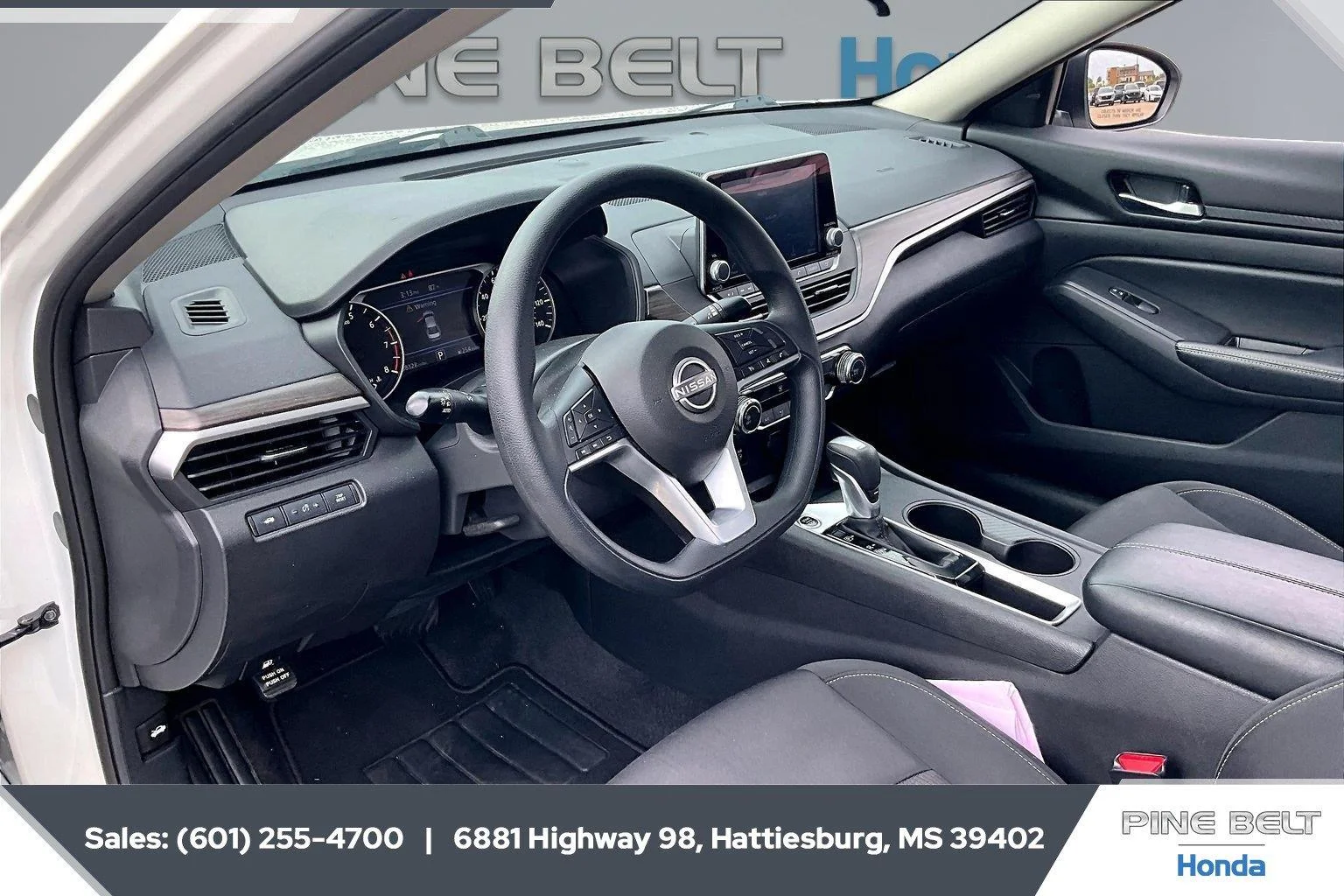 Used 2025 Glacier White Nissan SV image 12