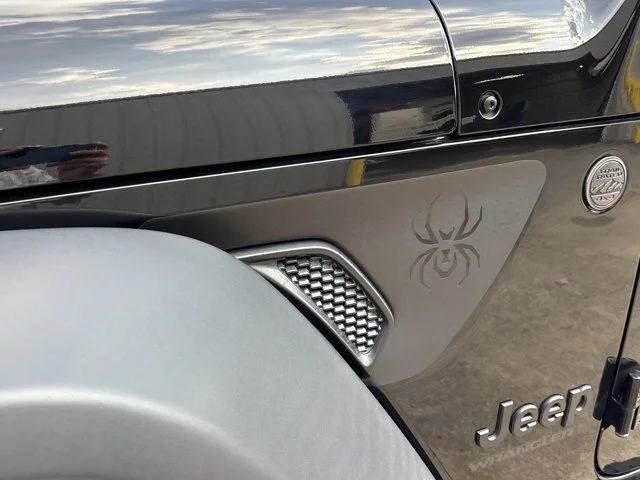 2025 Jeep Wrangler 4-Door Willys - Photo 13