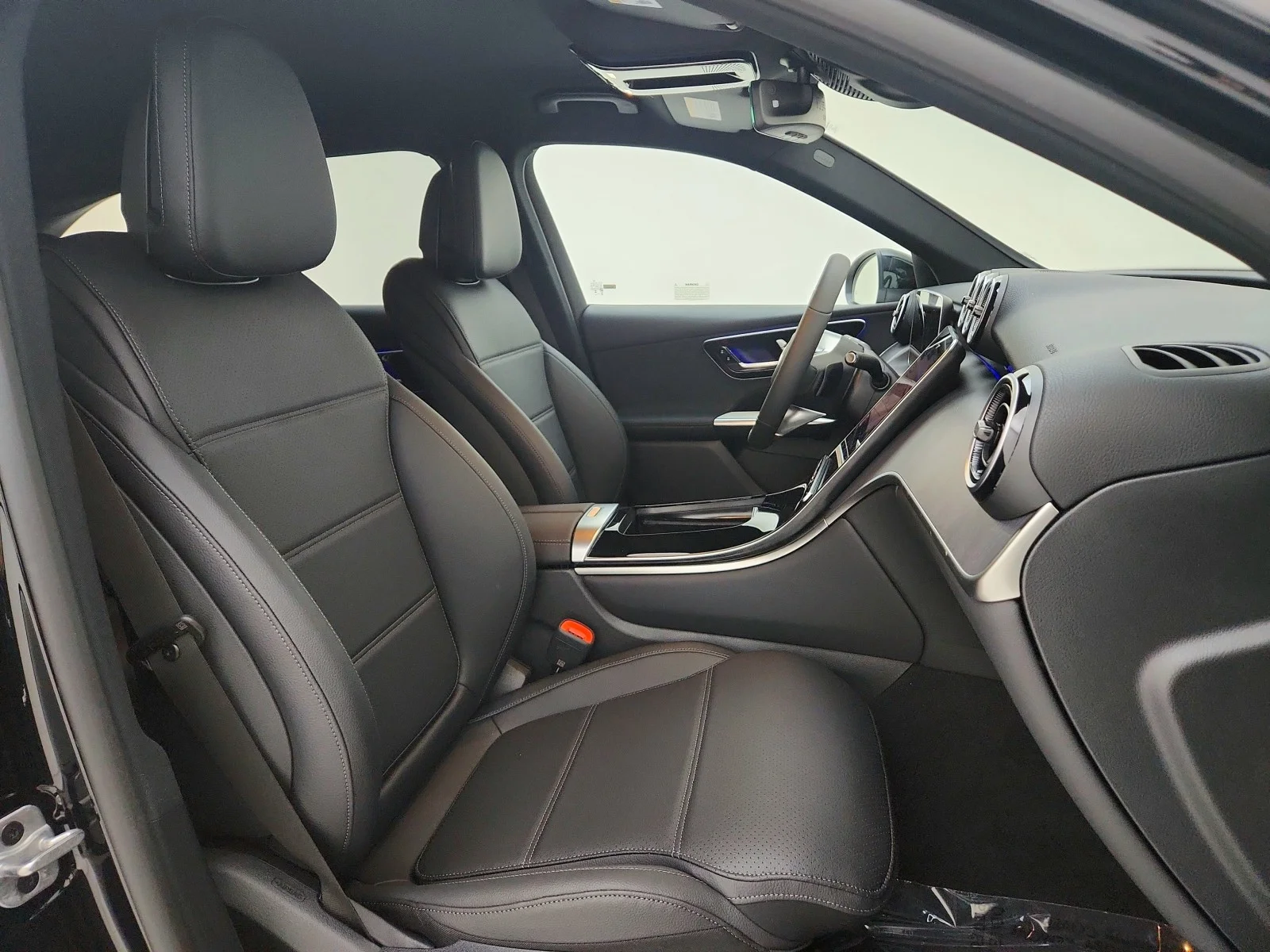 Certified Used 2025 Black Mercedes-Benz GLC 300 image 20