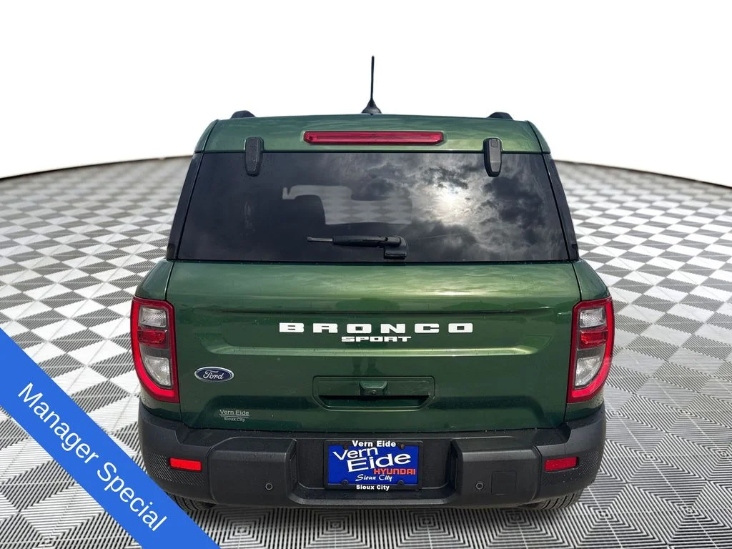 Used 2025 Green Ford Big Bend image 5