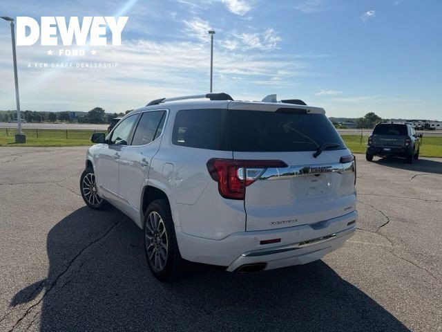 Used 2022 White Frost Tricoat GMC Denali image 10