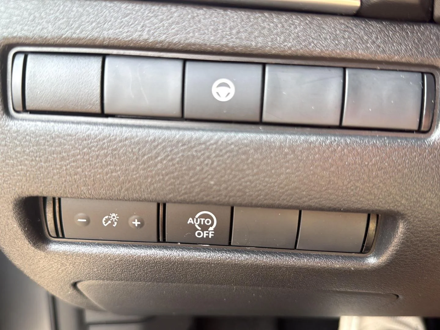 Used 2023 Gun Metallic Nissan SV image 18