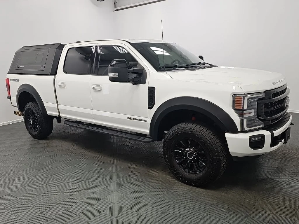 2022 Ford F-250 Lariat 4x4 Crew Cab 6-3/4' Box's photo
