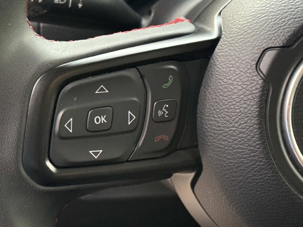Used 2025 White Jeep Rubicon image 33