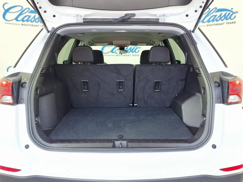 Used 2024 White Chevrolet LS image 10