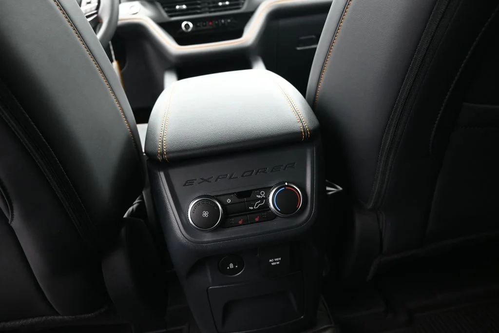 New 2026 Vapor Blue Metallic Ford Tremor® image 18