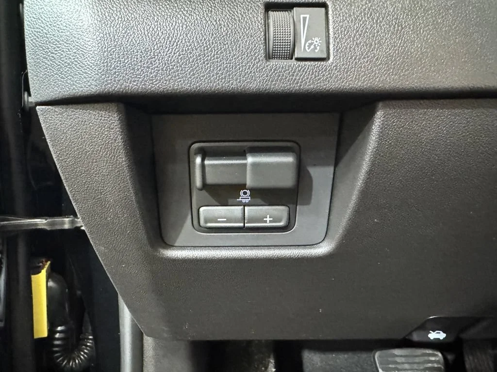 2026 GMC Canyon AT4 - Photo 19