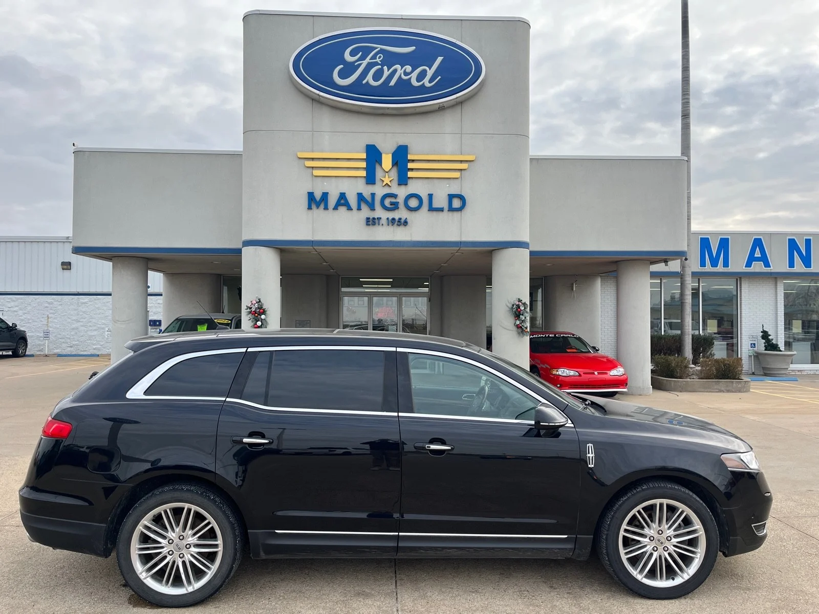 2019 Lincoln MKT 3.5 Reserve AWD's photo