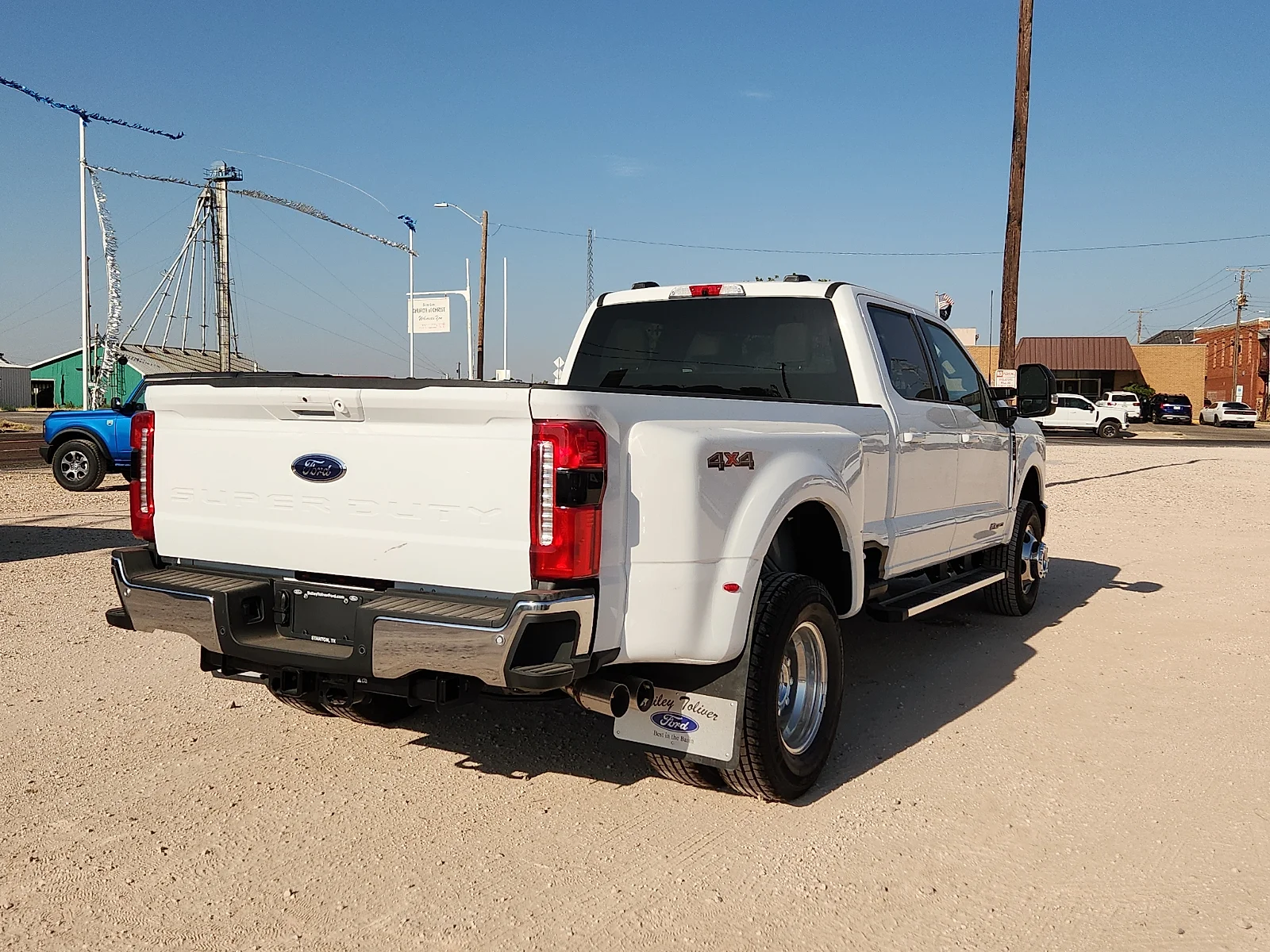 New 2026 Oxford White Ford Lariat image 7
