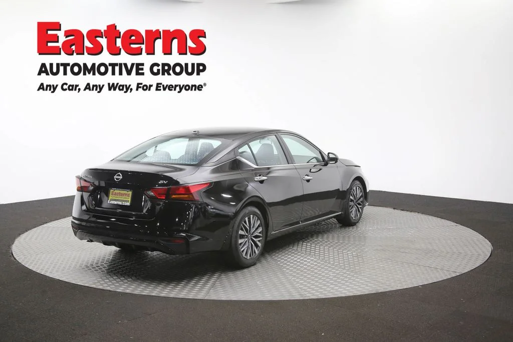 Used 2024 Black Nissan 2.5 SV image 41