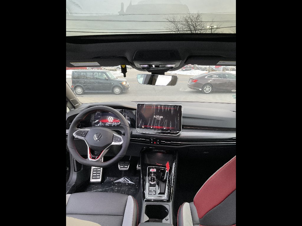 2026 Volkswagen Golf GTI SE - Photo 9
