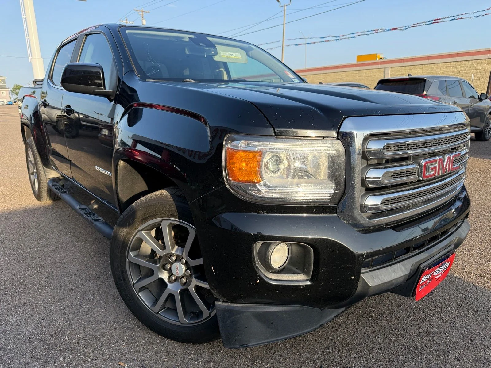 Used 2016 Black GMC SLE1 image 1