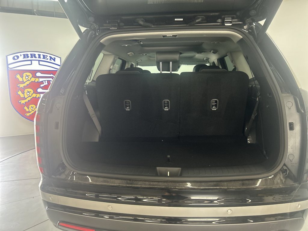 New 2026 Abyss Black Hyundai Limited AWD image 36