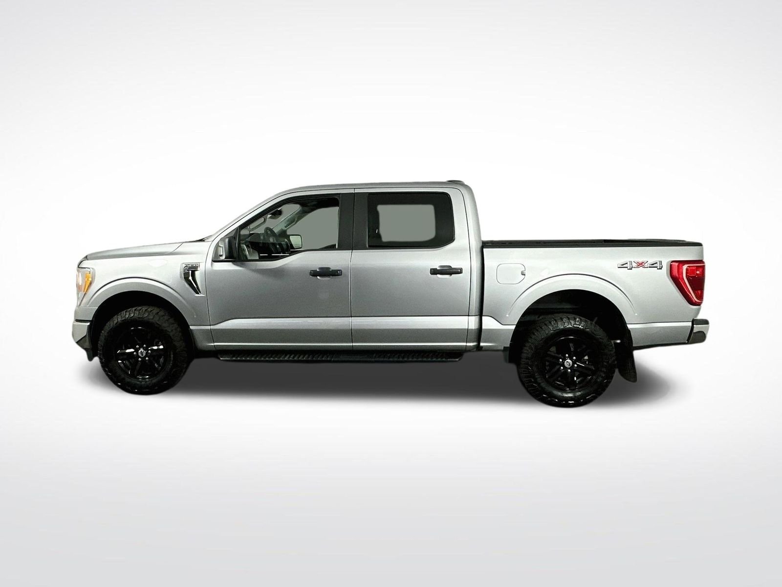Used 2022 Silver Ford XLT image 5