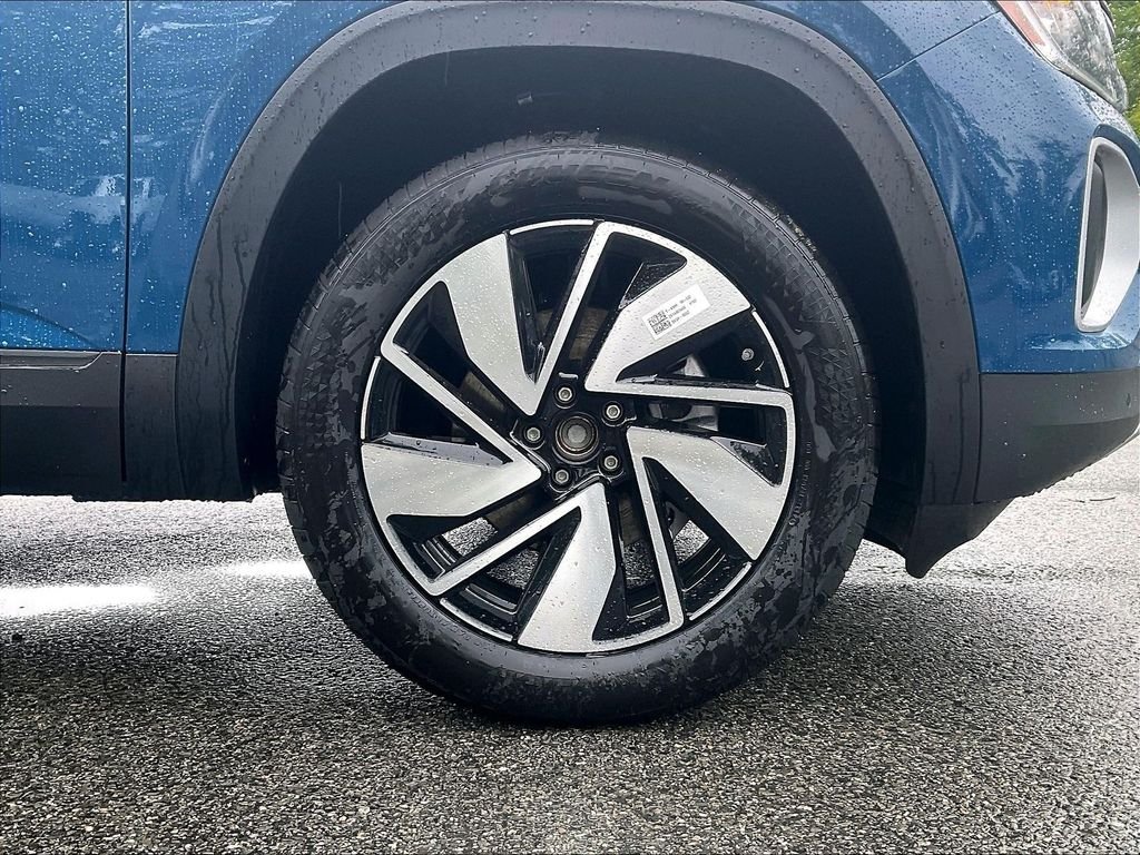 New 2026 Blue Volkswagen 2.0T SE w/Technology image 7