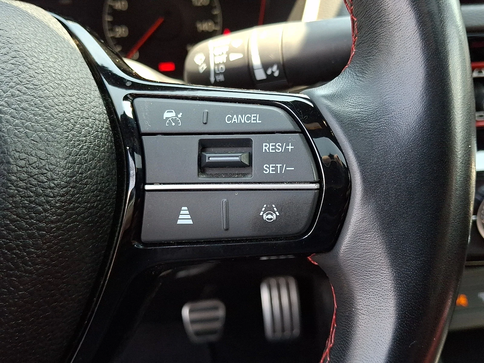 Used 2024 Platinum White Pearl Honda Sedan image 20