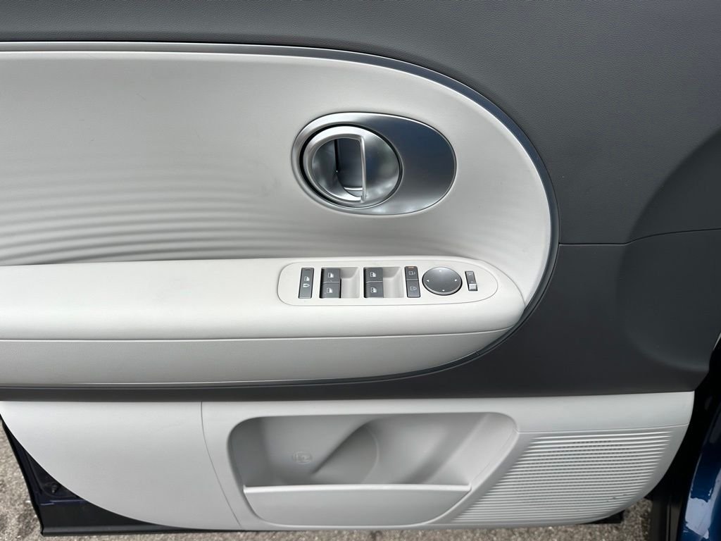 2026 Hyundai IONIQ 9 SE - Photo 9
