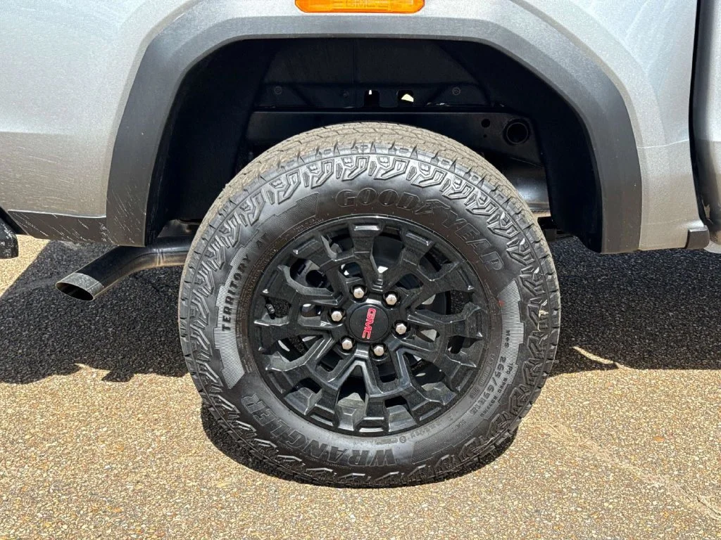 2026 GMC Canyon Elevation - Photo 10